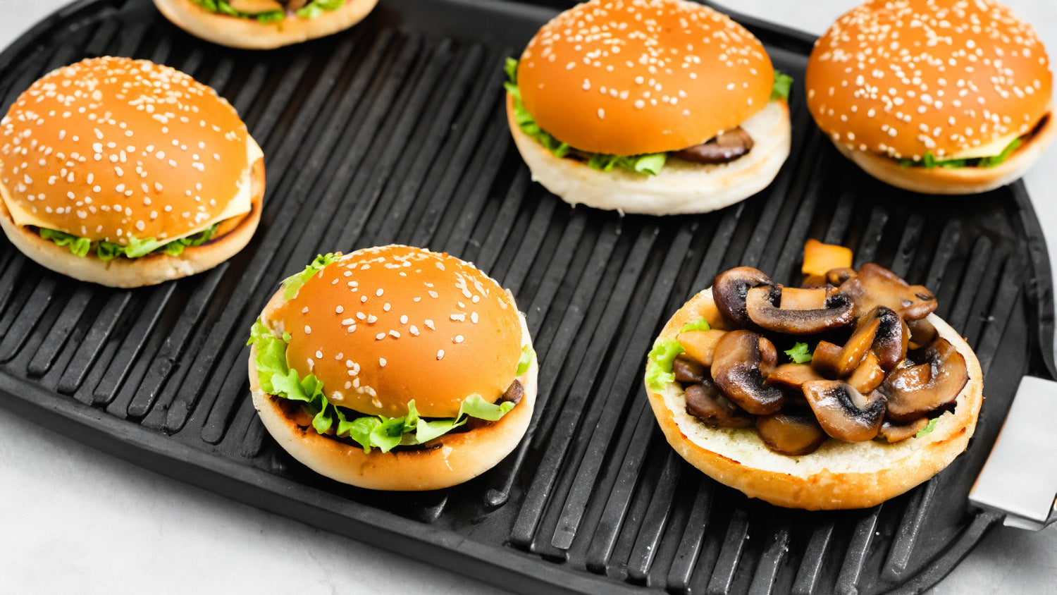 Hamburguesas Gourmet con Salsa de Setas al Griddler