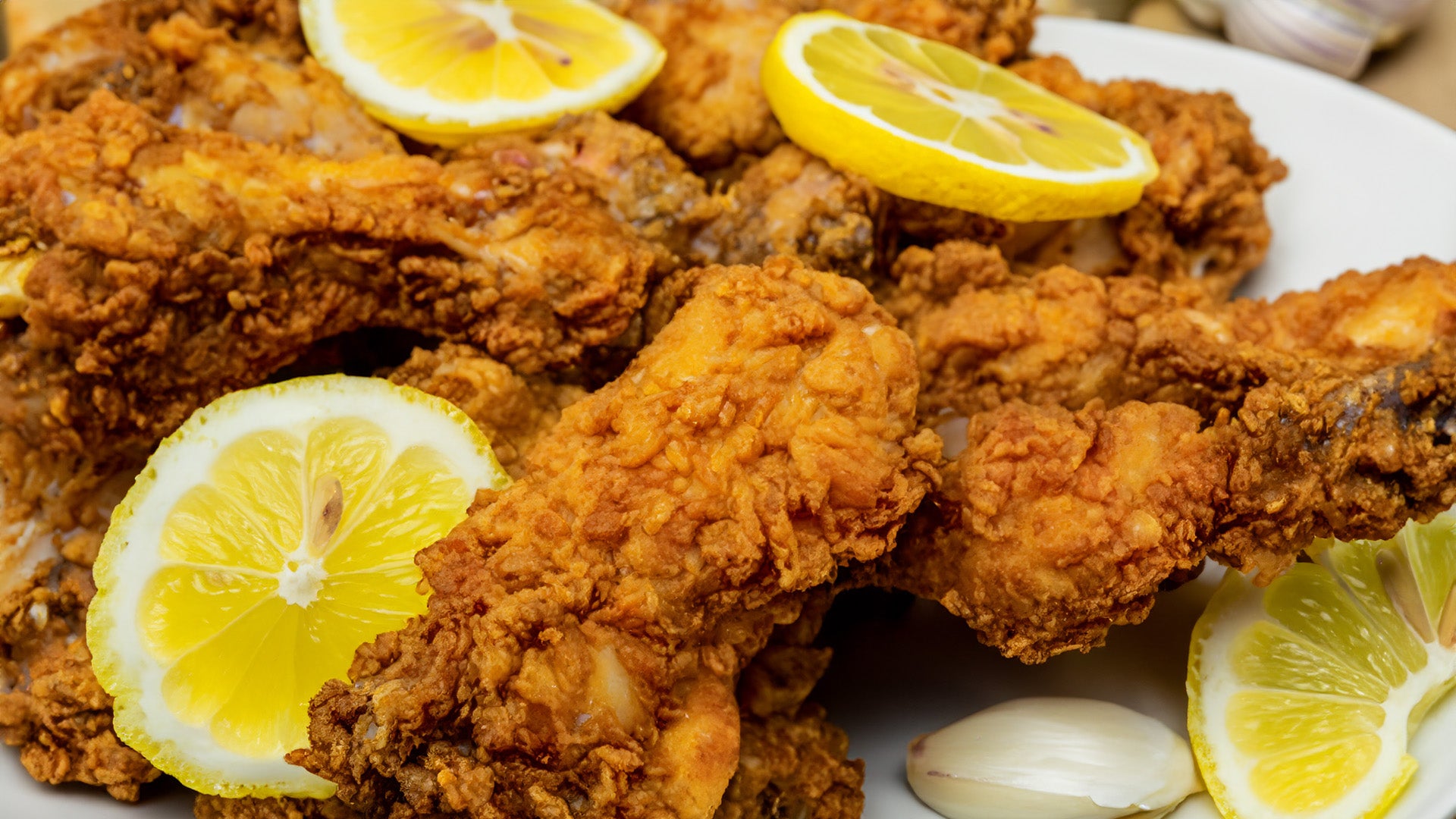Pollo Frito al Ajo y Limón