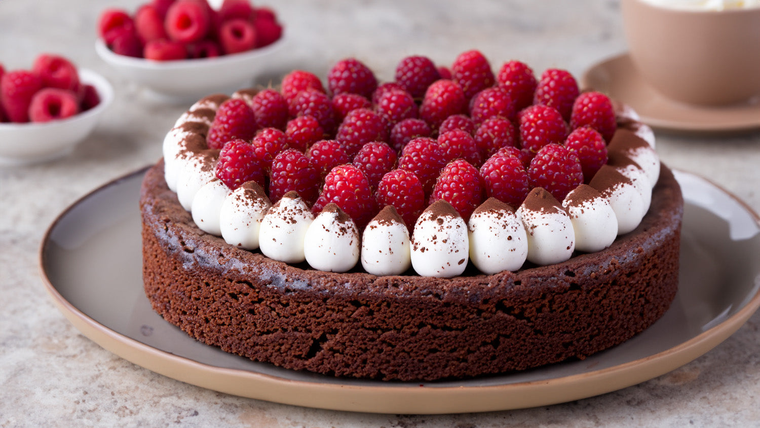 Tarta de Chocolate y Frambuesa con Crema de Mascarpone