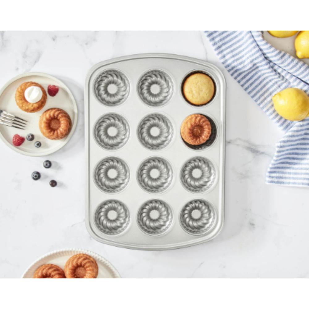 Molde Para Mini Bundt 12 Cavidades Cuisinart