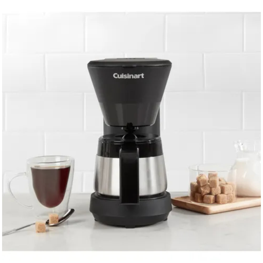 Cafetera de Acero Inoxidable de 5 tzs DCC-5570 de Cuisinart®