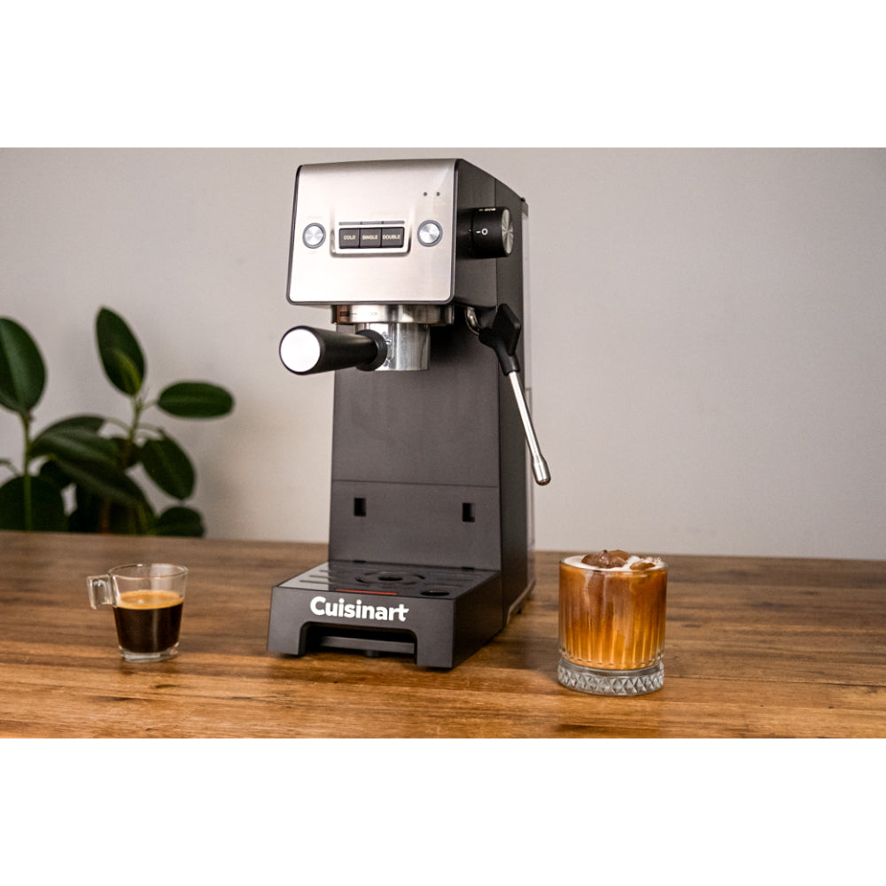 Máquina Delgada Espresso Bar™ EM-160 de Cuisinart®