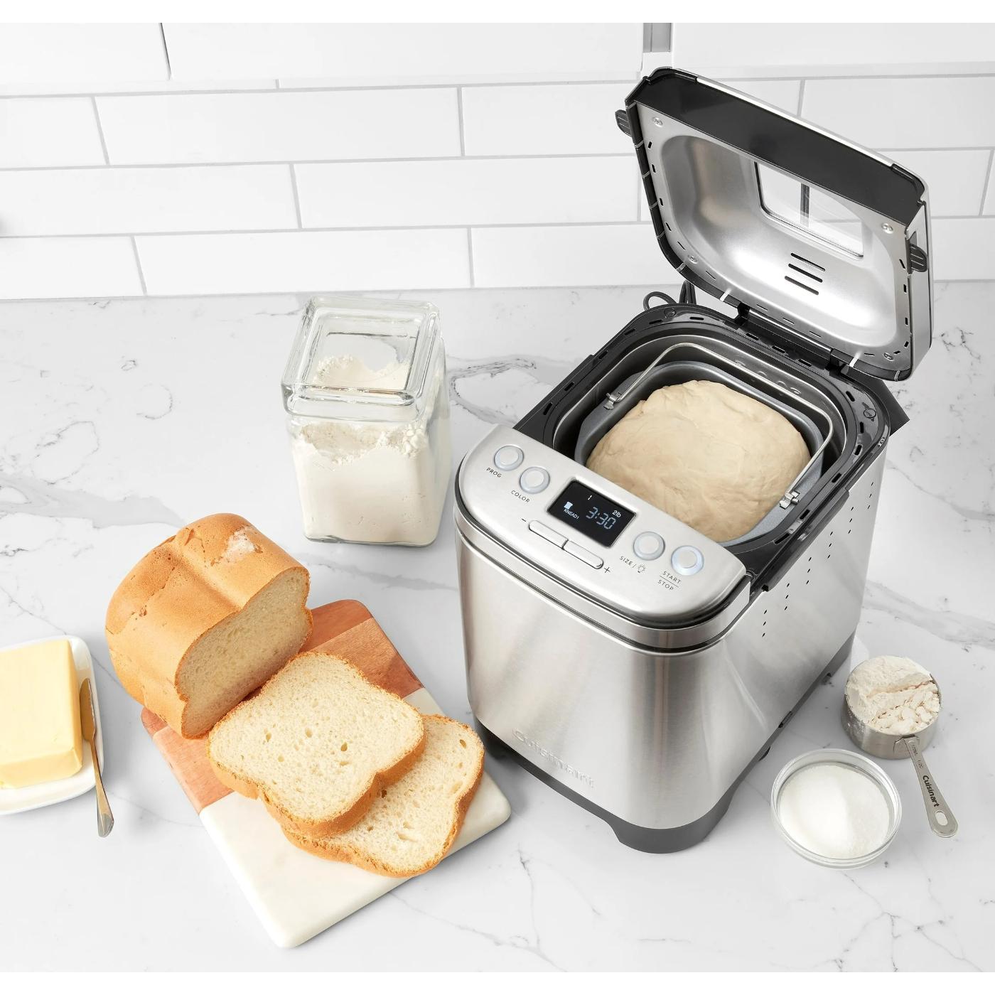Máquina Compacta Automática para Hacer Pan CBK-110 de Cuisinart®_003