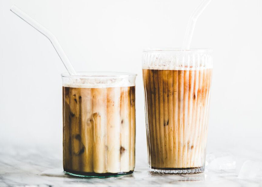 Espresso batido con azúcar morena y avena