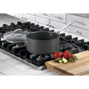 Olla Antiadherente Anodizada con tapa de 3 qt Chef's Classic™  6193-20 de Cuisinart®